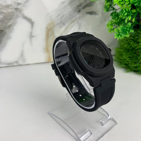 SKMEI Men’s Quartz Watch – Silicone Strap